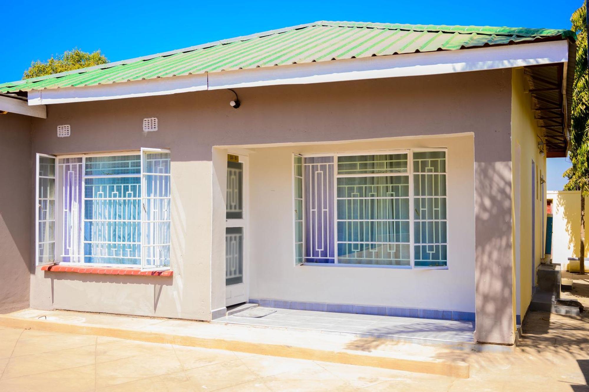 Stadium View Executive Guesthouse Lilongwe Exterior photo